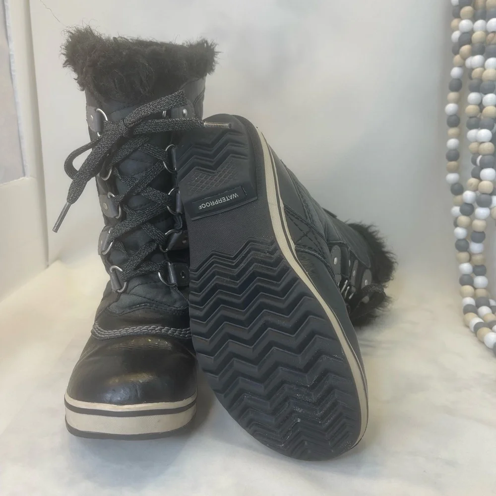 SOREL Youth waterproof Tofino II Boot Black Quarry size 3